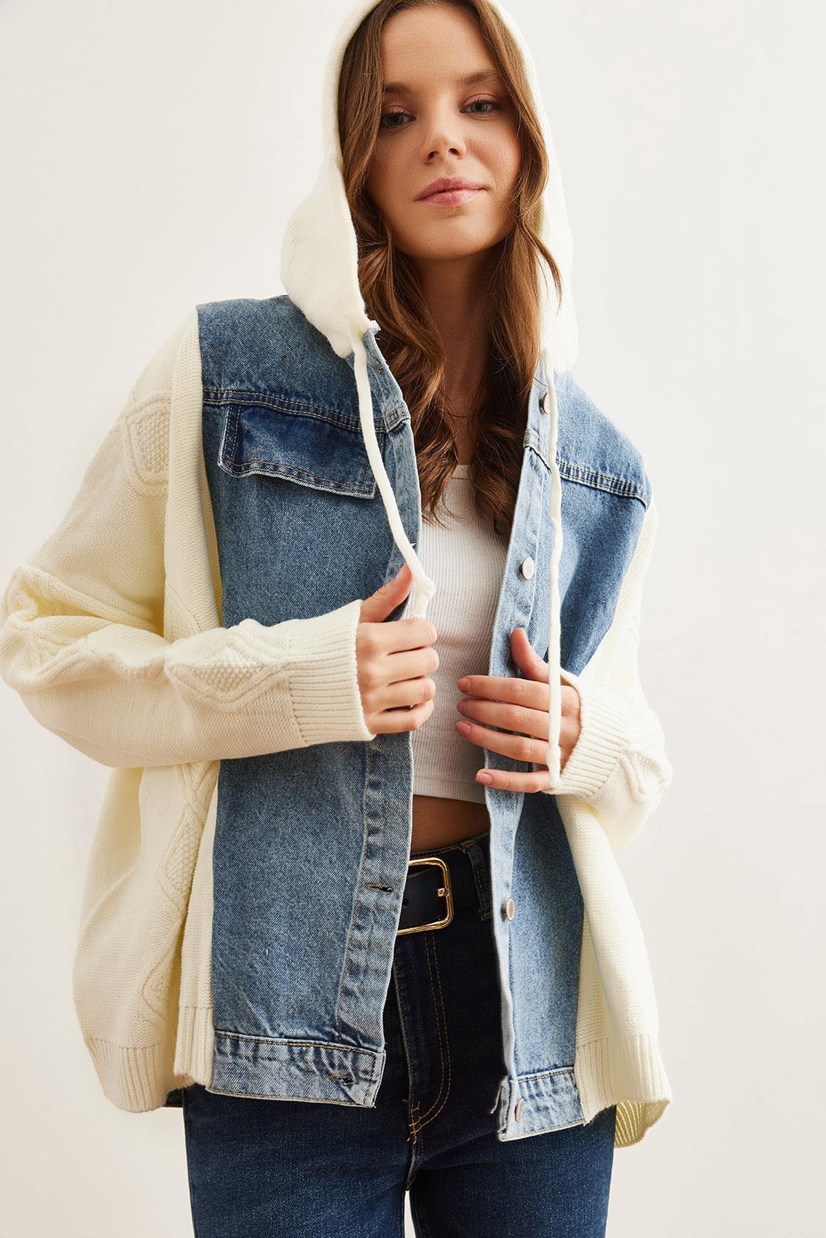 Denim Detaylı Kapüşonlu Triko Hırka Ekru mavi