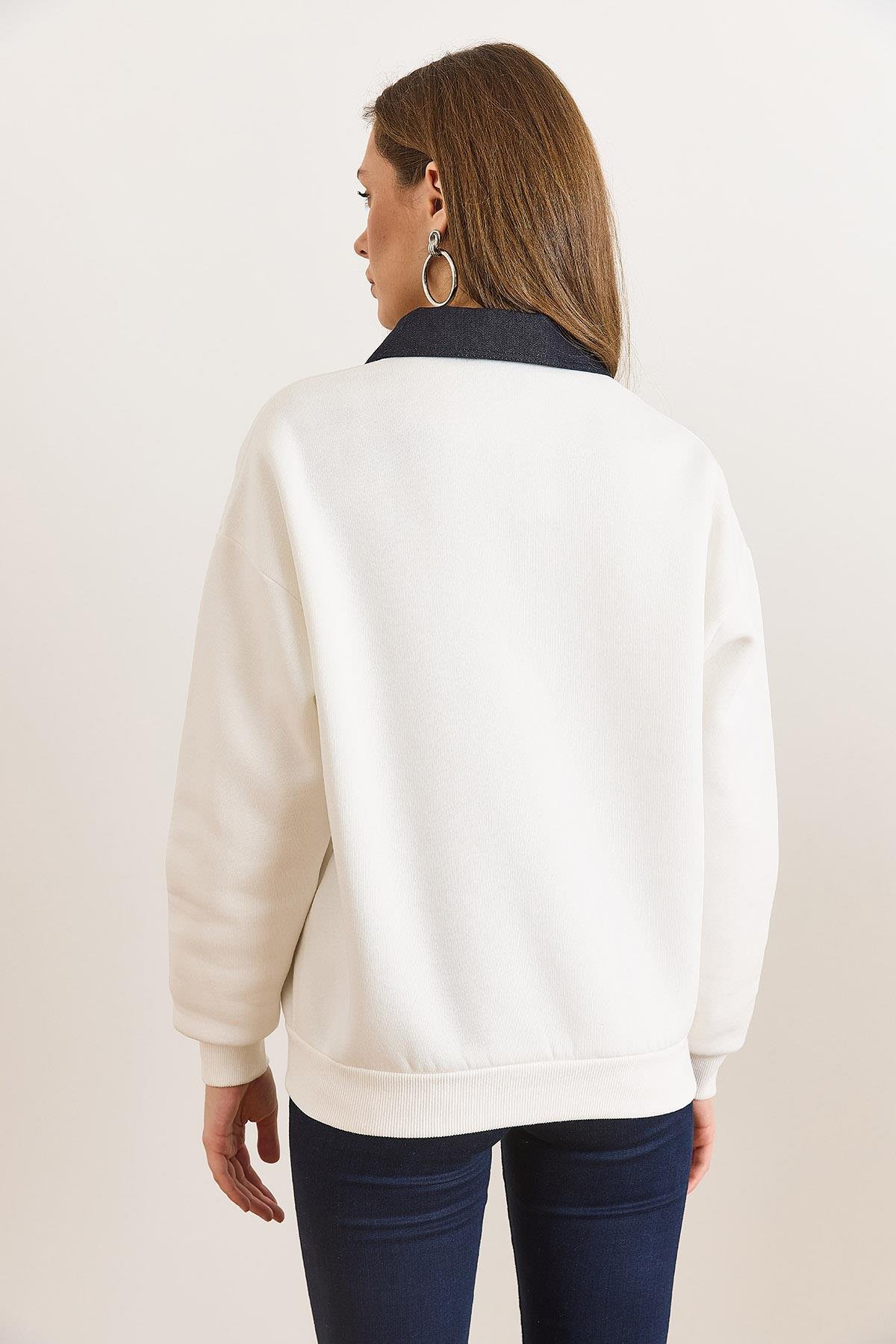 Denim Yaka Düğmeli Şardonlu Kalın Sweatshirt Beyaz