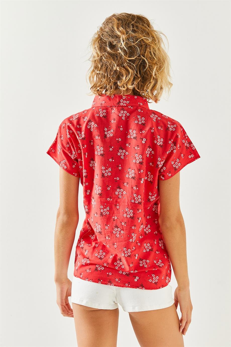 Desenli Keten Yarasa Gömlek Kırmızı Çiçek
