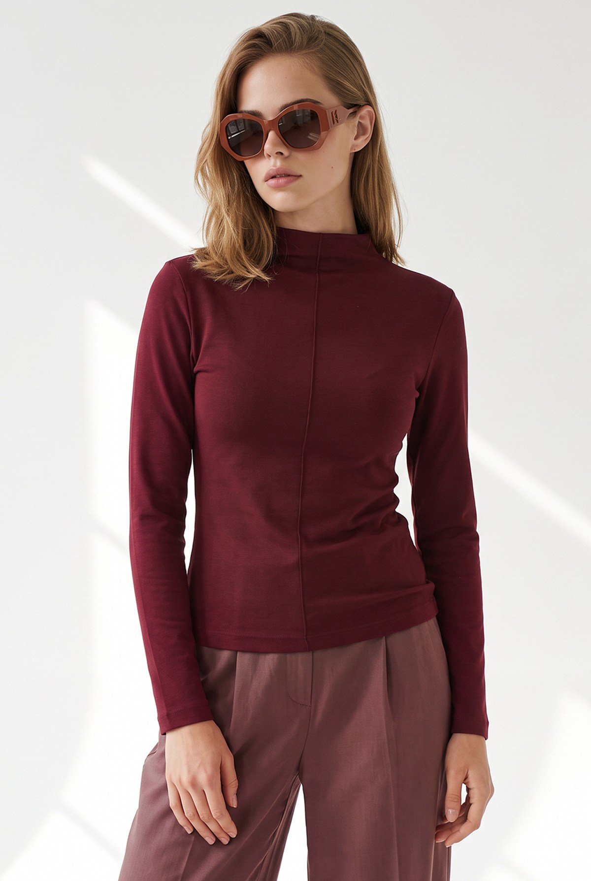 Dik Yaka Dikiş Detaylı Modal Bluz Bordo