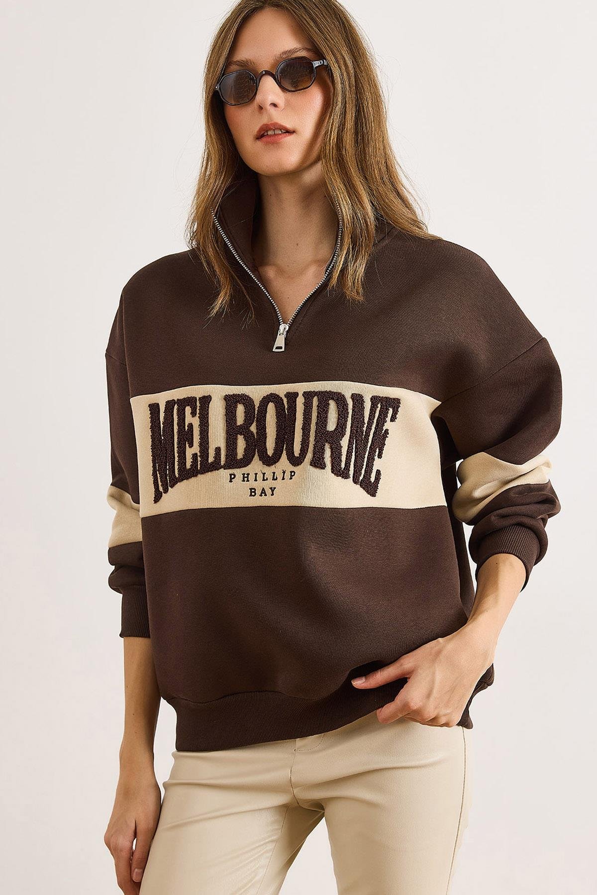 Dik Yaka Fermuarlı Renk Detaylı Şardonlu Sweatshirt Kahverengi