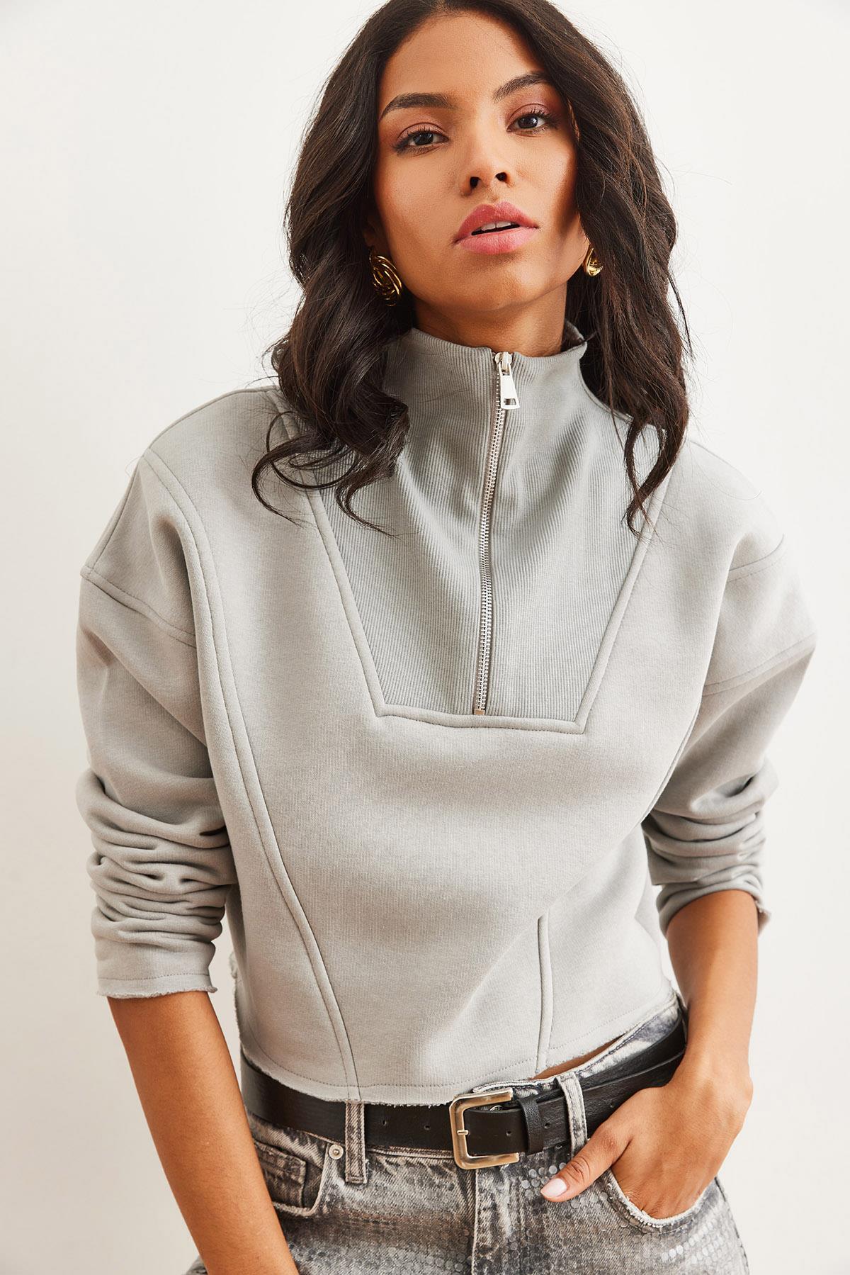 Dik Yaka Fermuarlı Şardonlu Crop Kalın Sweatshirt Yunus Gri