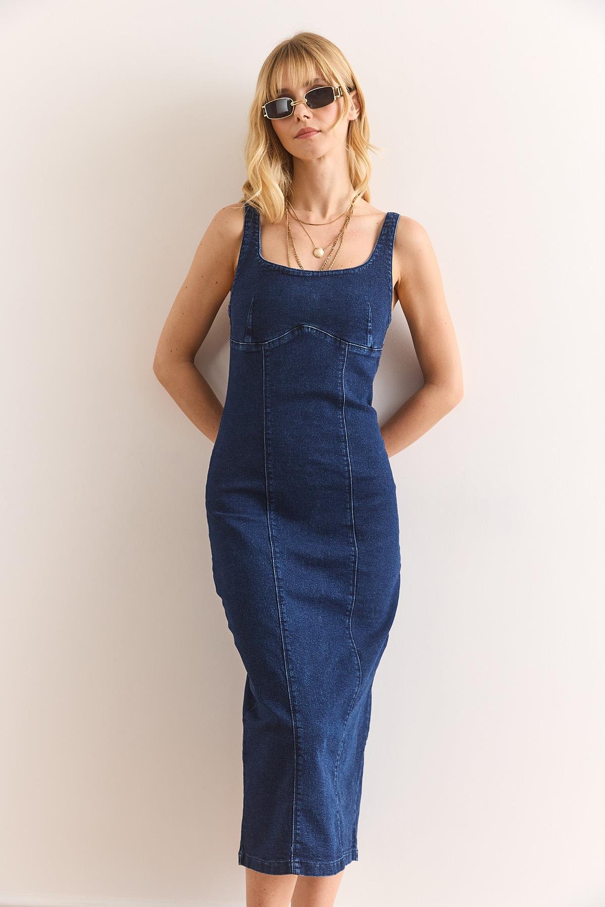 Dikiş Detaylı Yırtmaçlı Likralı Midi Denim Elbise Lacivert