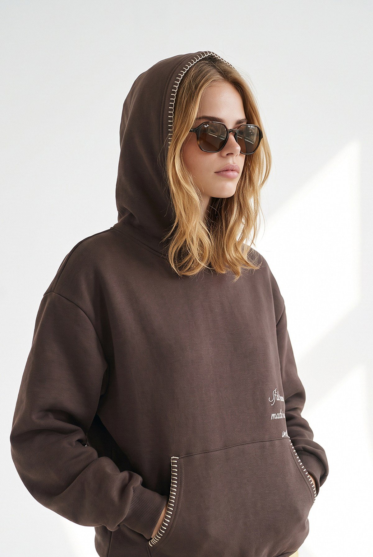 Dikiş Detaylı Yumuşak Dokulu Şardonlu Sweatshirt Kahverengi
