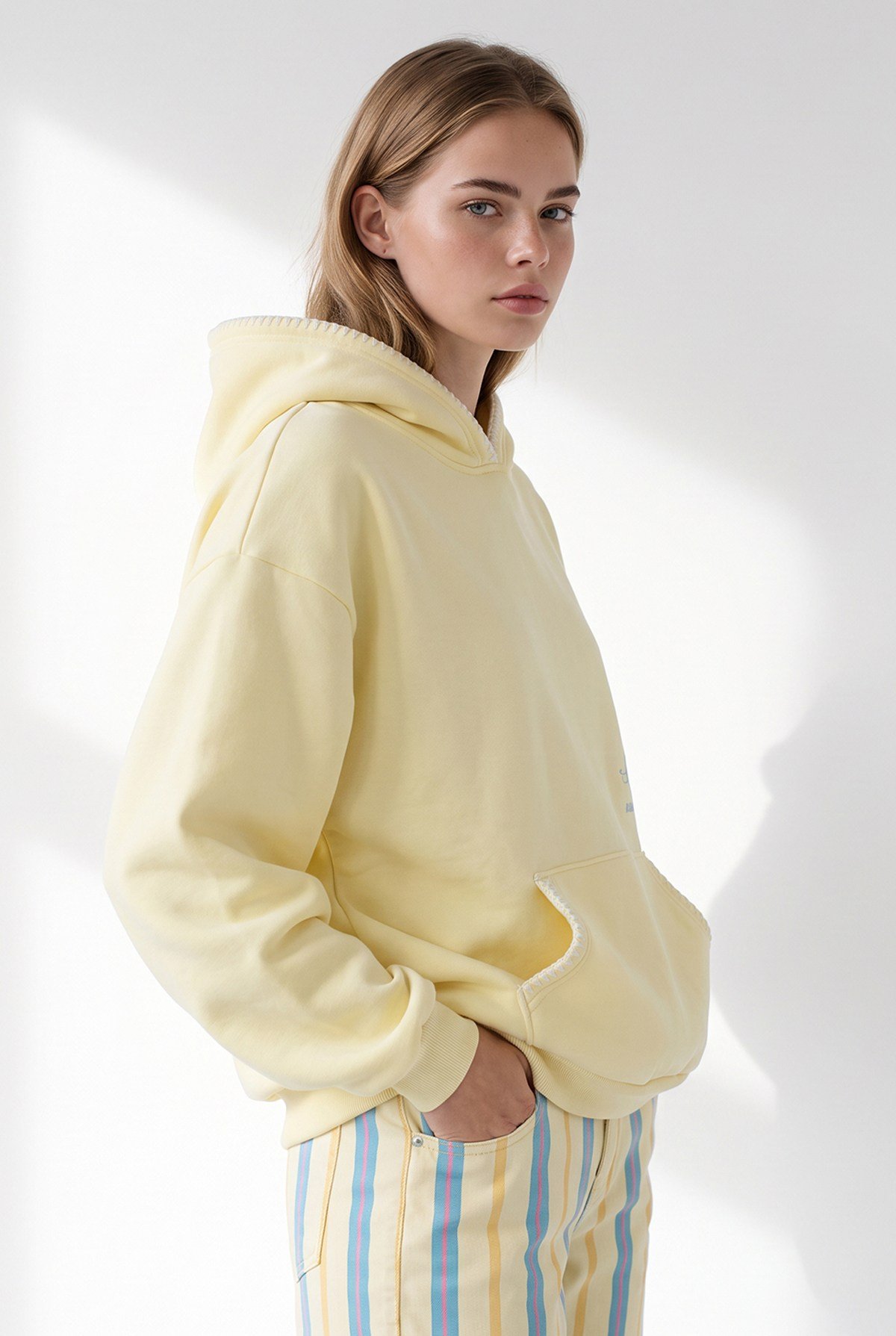 Dikiş Detaylı Yumuşak Dokulu Şardonlu Sweatshirt Sarı