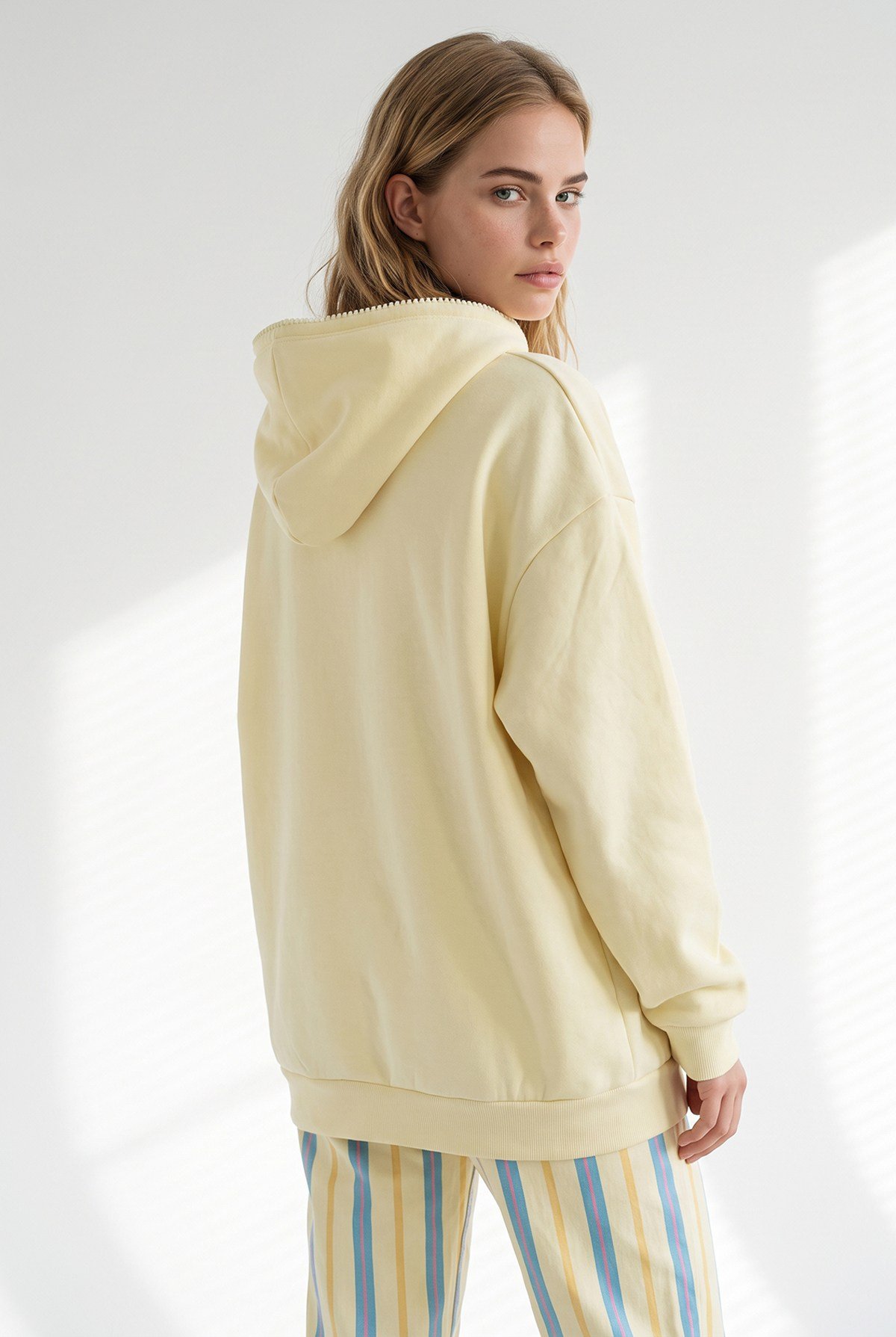 Dikiş Detaylı Yumuşak Dokulu Şardonlu Sweatshirt Sarı