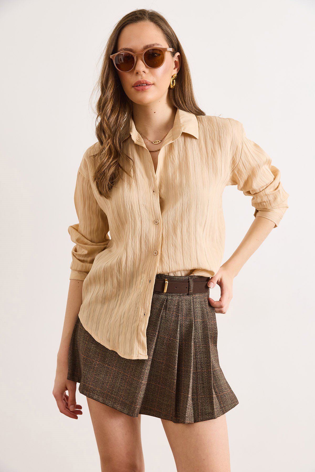 Dokulu Hafif Transparan Loose Fit Gömlek Bej