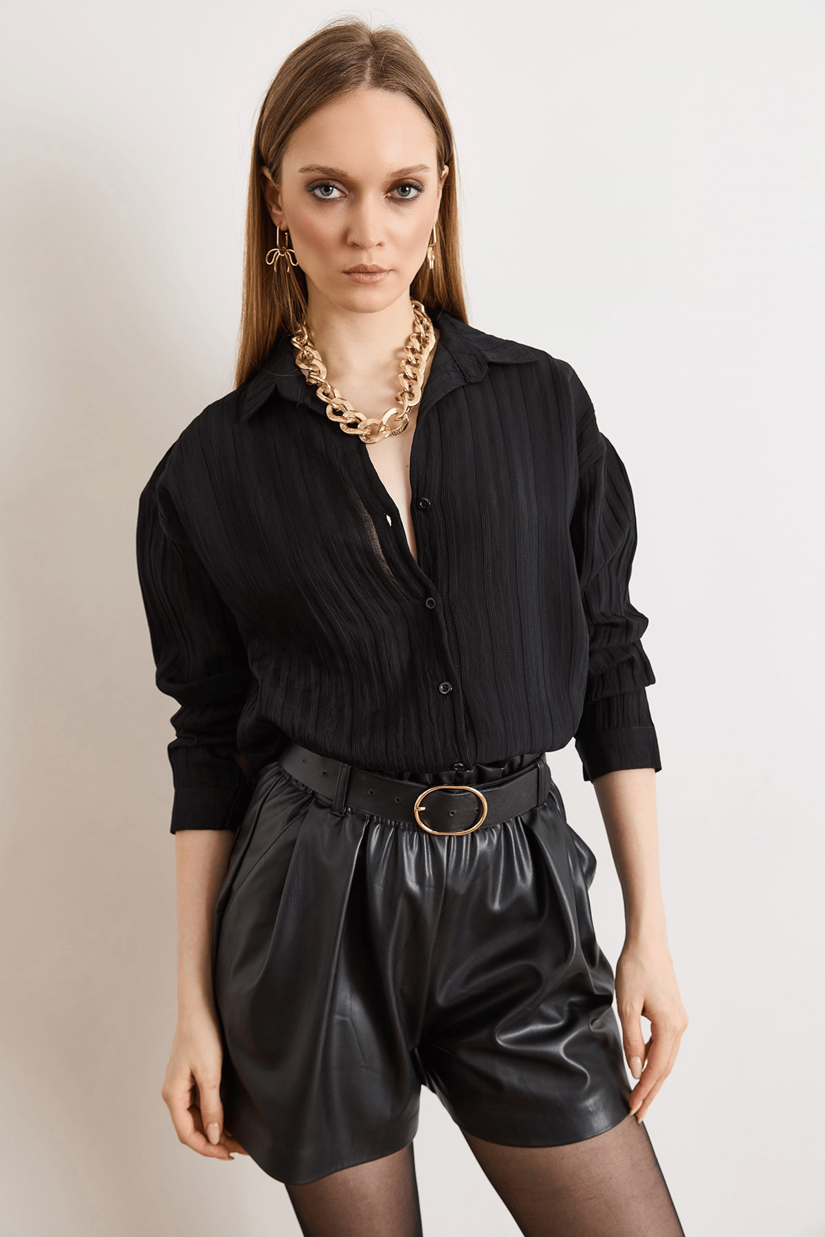 Dokulu Hafif Transparan Loose Fit Gömlek Siyah