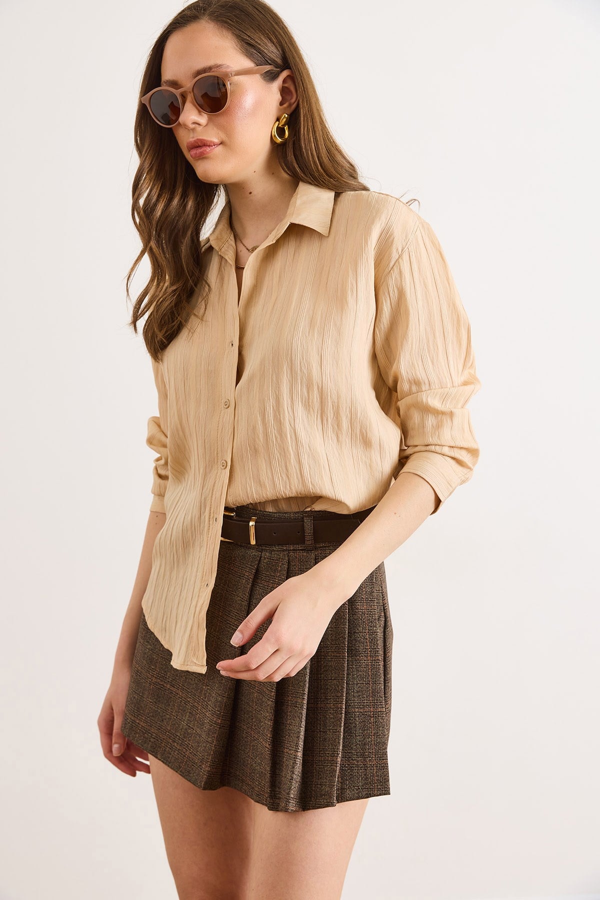 Dokulu Hafif Transparan Loose Fit Gömlek Bej