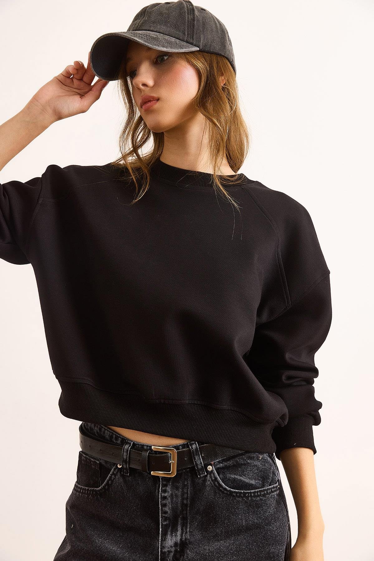Double İnterlok Kol Detaylı Kalın Sweatshirt Siyah