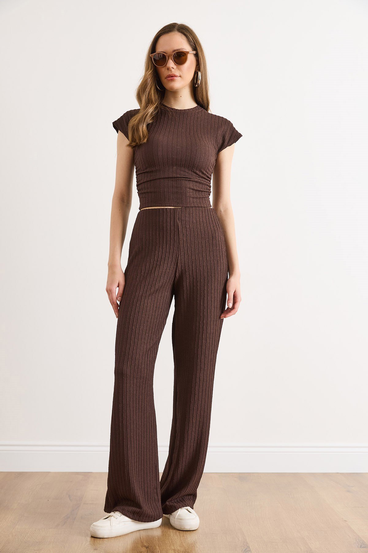Drape Detaylı Bluz Pantolon Takım Kahverengi