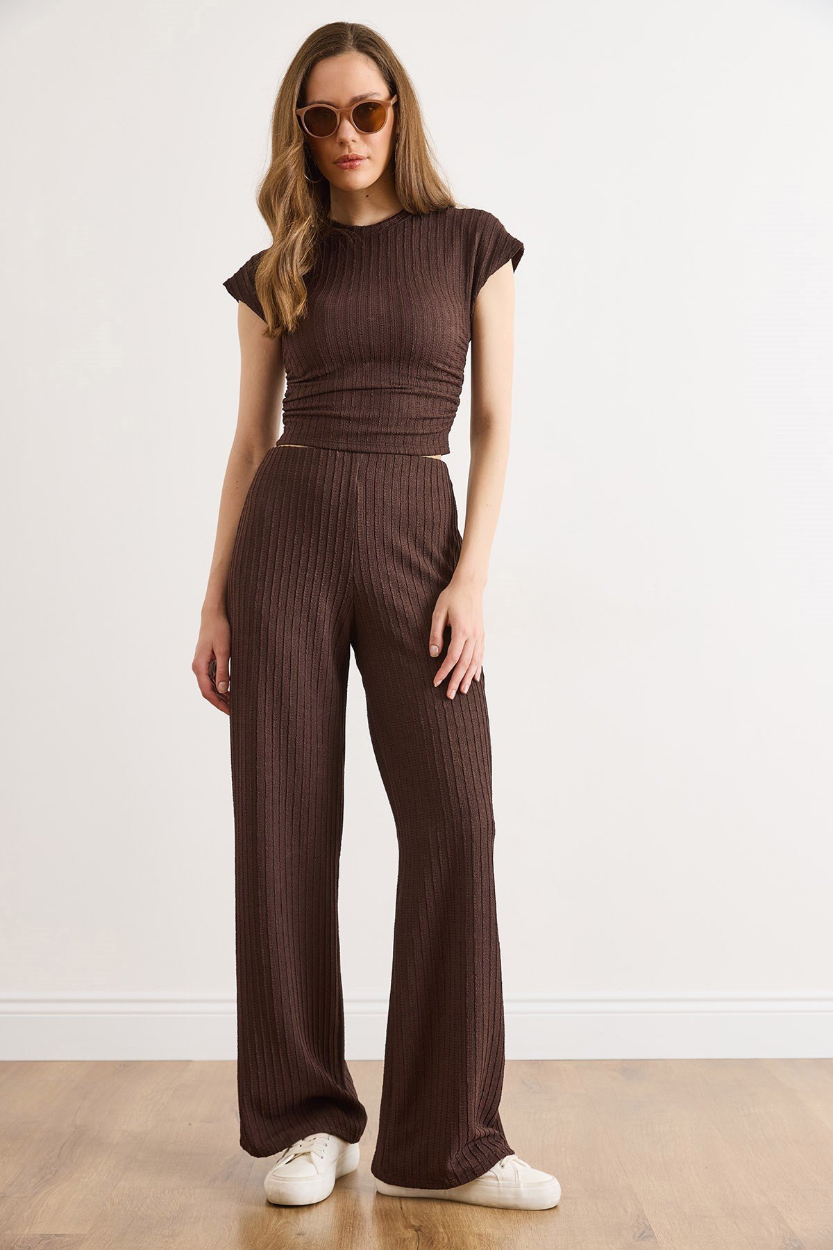 Drape Detaylı Bluz Pantolon Takım Kahverengi
