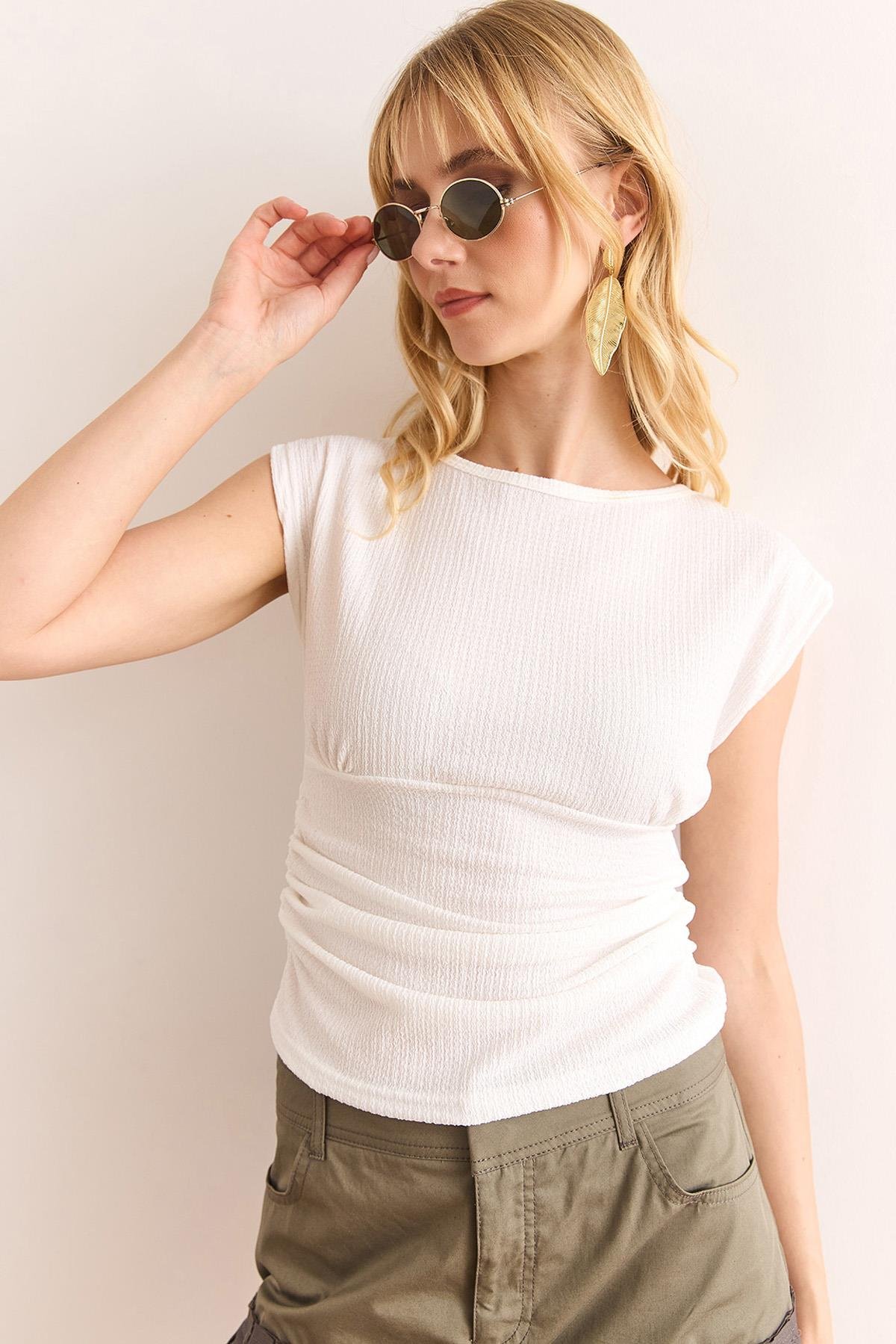 Drape Detaylı Crop Bürümcük Bluz Beyaz