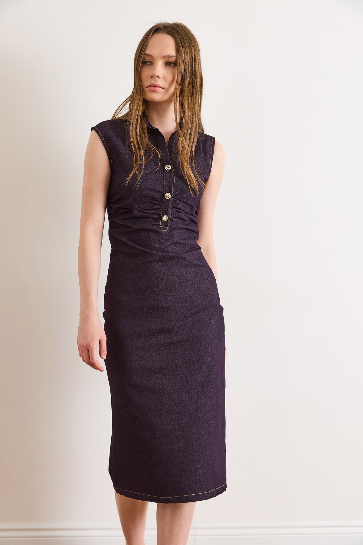Drape Detaylı Likralı Midi Denim Elbise Mürdüm