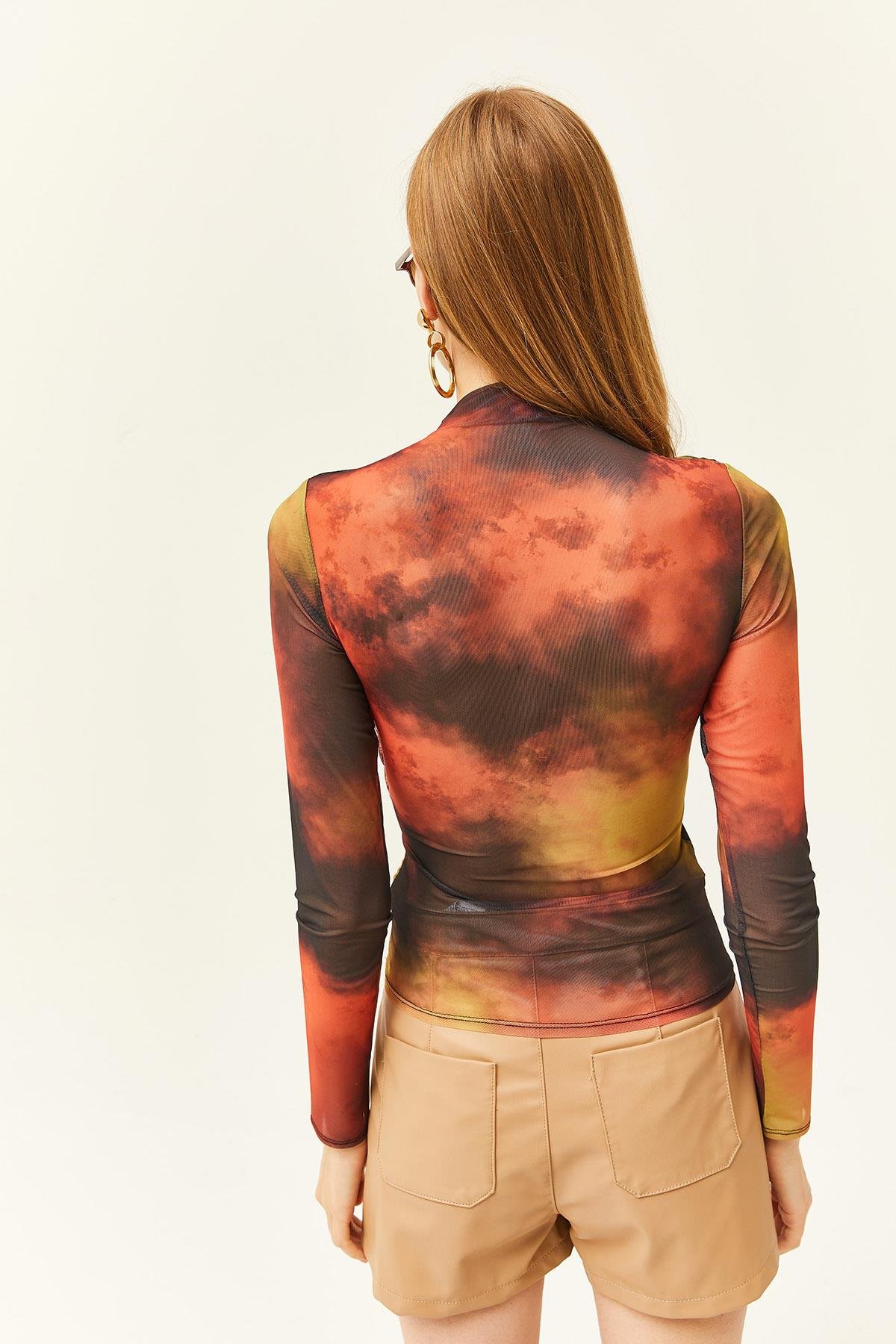 Drape Detaylı Önü Astarlı Tül Bluz Batik Siyah