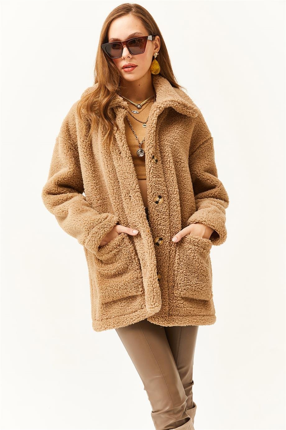 Düğmeli Cepli Astarsız Oversize Peluş Ceket Vizon