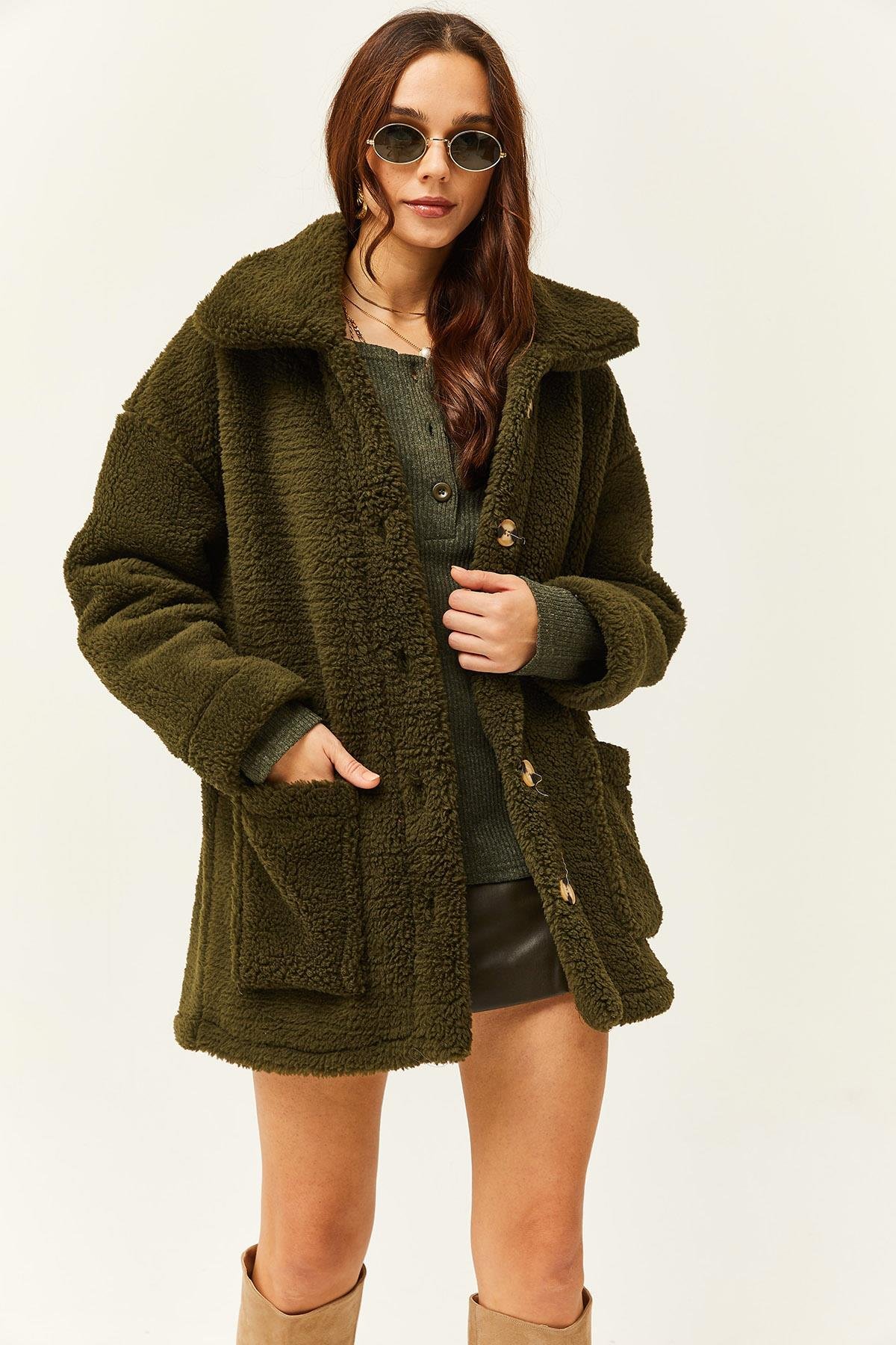 Düğmeli Cepli Astarsız Oversize Peluş Ceket Haki