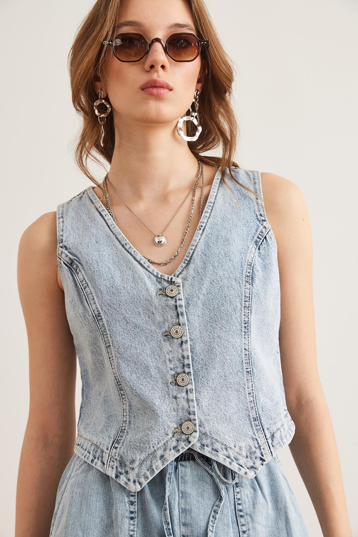 Düğmeli Denim Yelek Açık Mavi