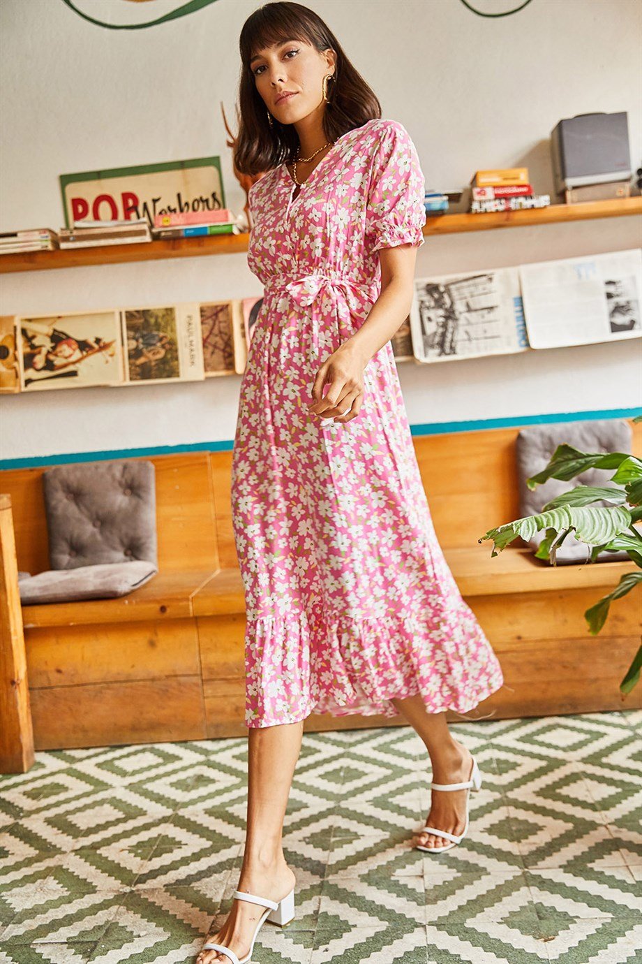 Düğmeli Kuşaklı Kol Detaylı Dokuma Viskon Elbise Pembe