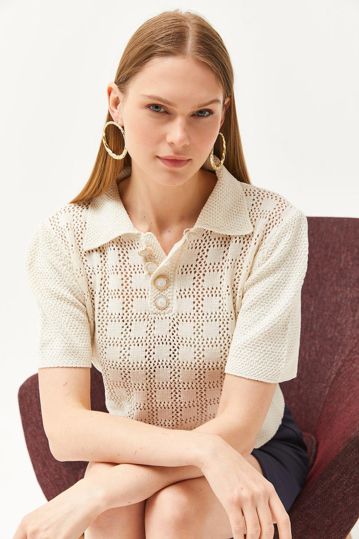 Düğmeli Polo Yaka Crop Triko Bluz Ekru