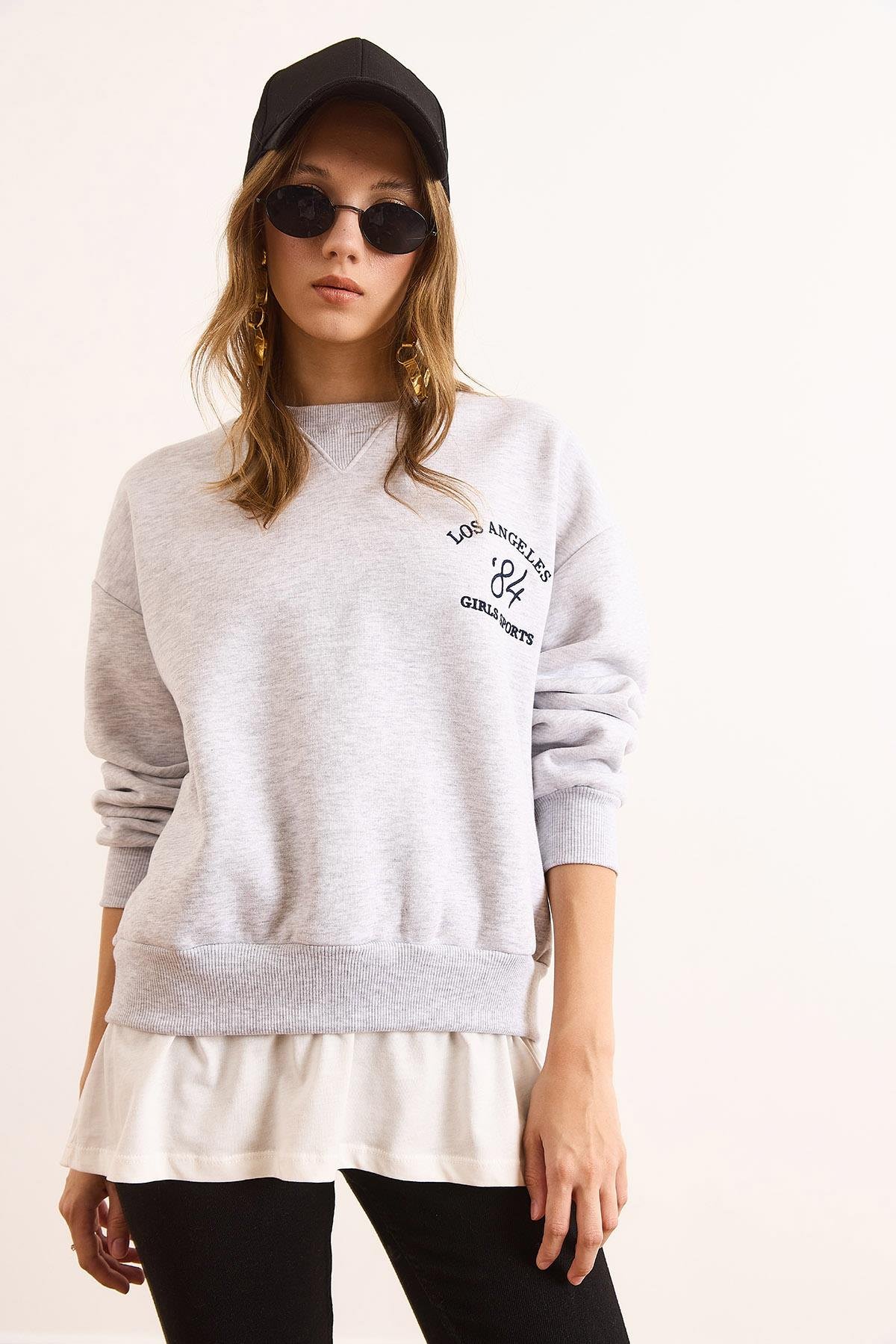 Eteği Garnili Yaka Detaylı Şardonlu Kalın Sweatshirt Gri Melanj