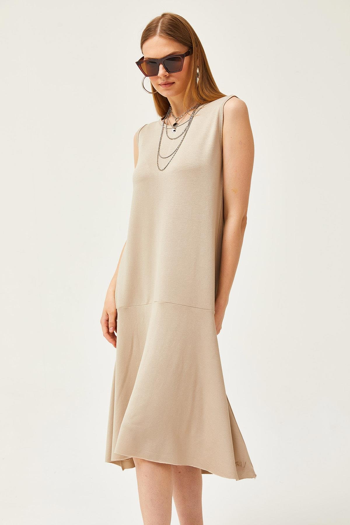 Eteği Parçalı Kristal Örme Elbise Taş