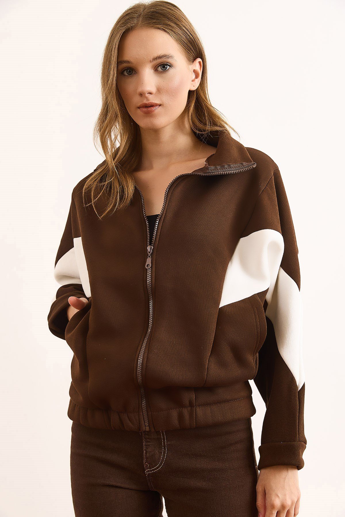 Fermuarlı Şardonlu Oversize Bloklu Sweatshirt Acı Kahve