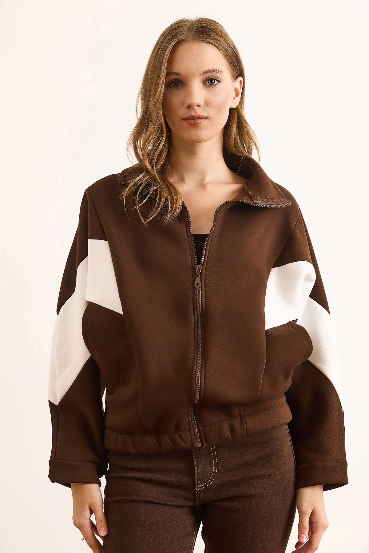 Fermuarlı Şardonlu Oversize Bloklu Sweatshirt Acı Kahve