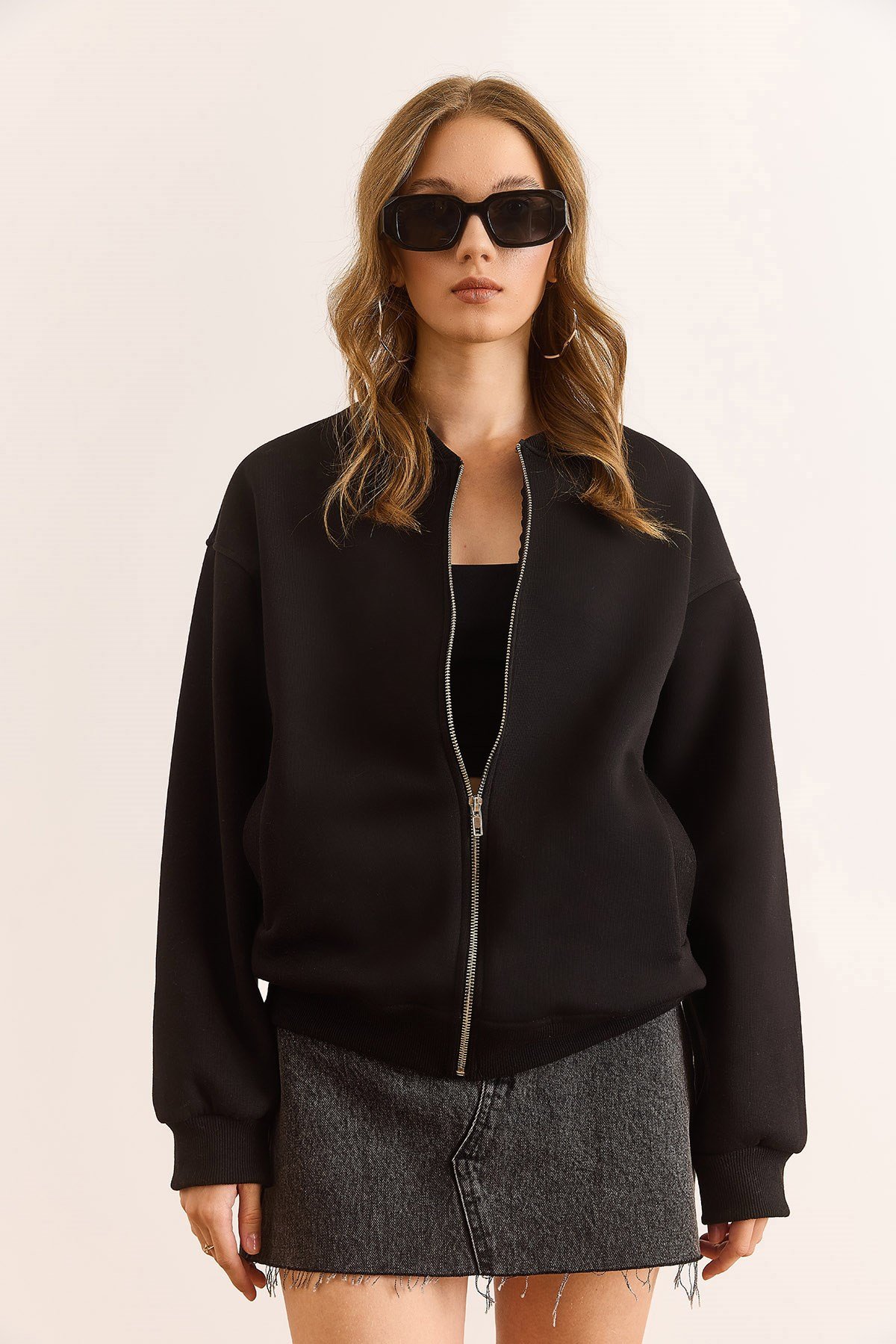Fermuarlı Yan Cepli Şardonlu Kalın Kolej Sweatshirt Siyah