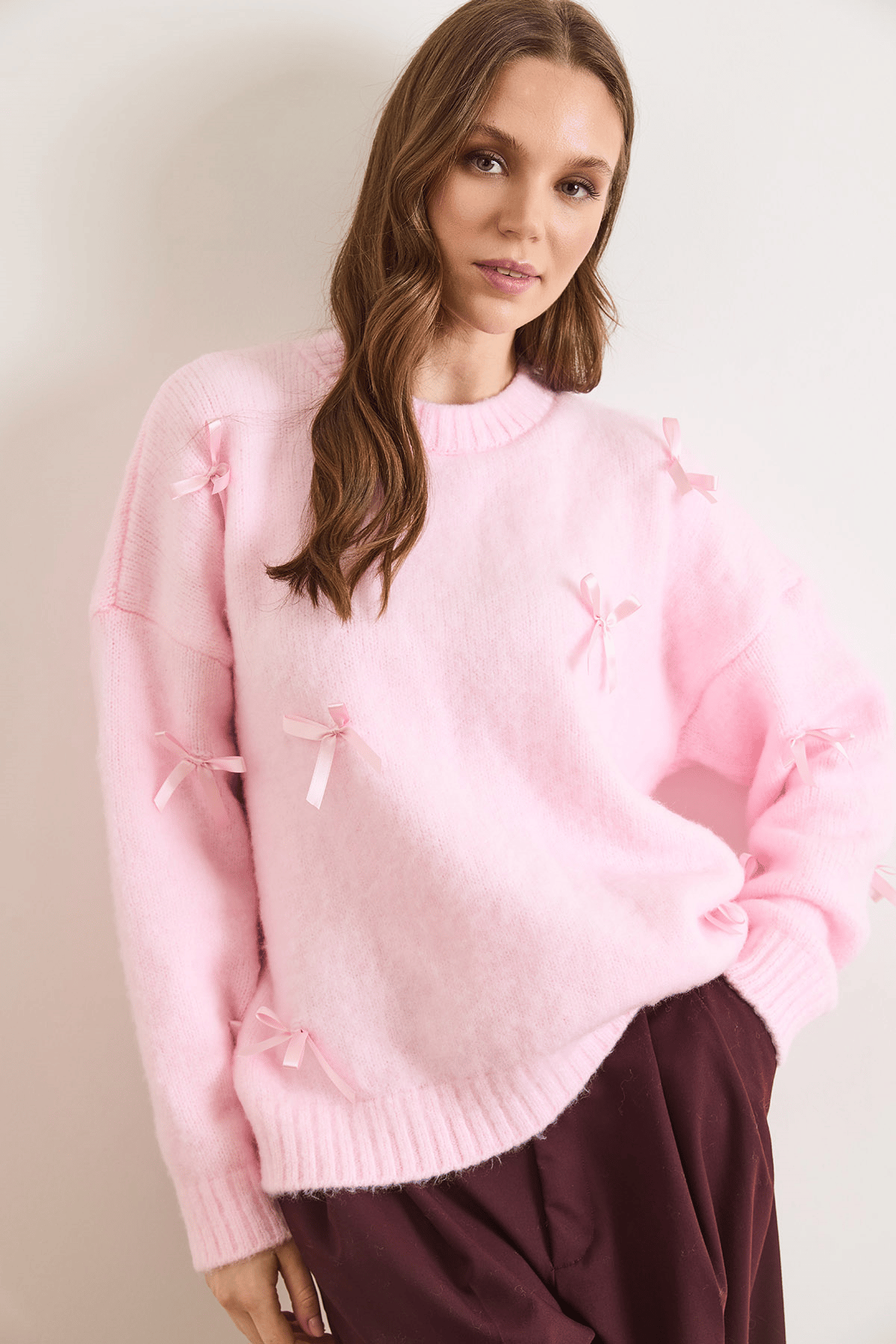 Fiyonk Detaylı Şardonlu Loose Fit Triko Kazak Şeker Pembe