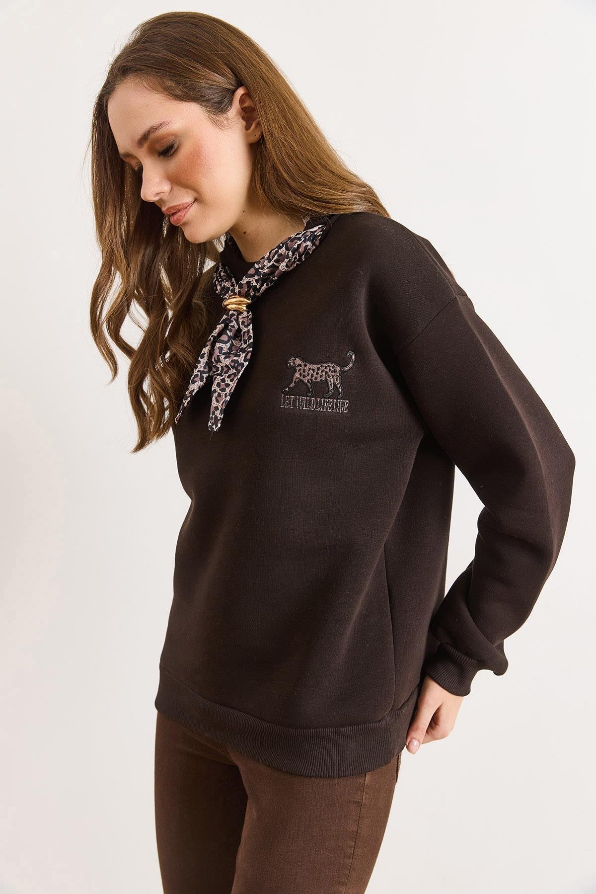 Fular Detaylı Şardonlu Sweatshirt Acı Kahve