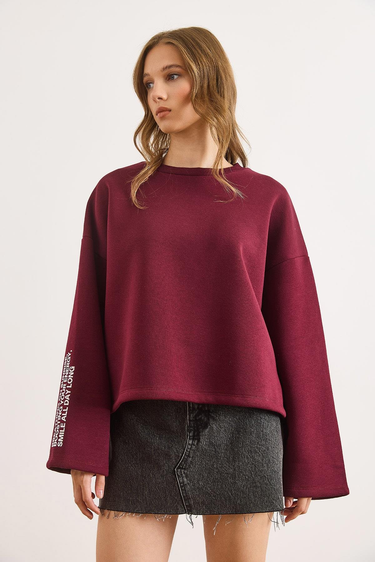 Geniş Kol Detaylı Şardonlu Oversize Sweatshirt Bordo
