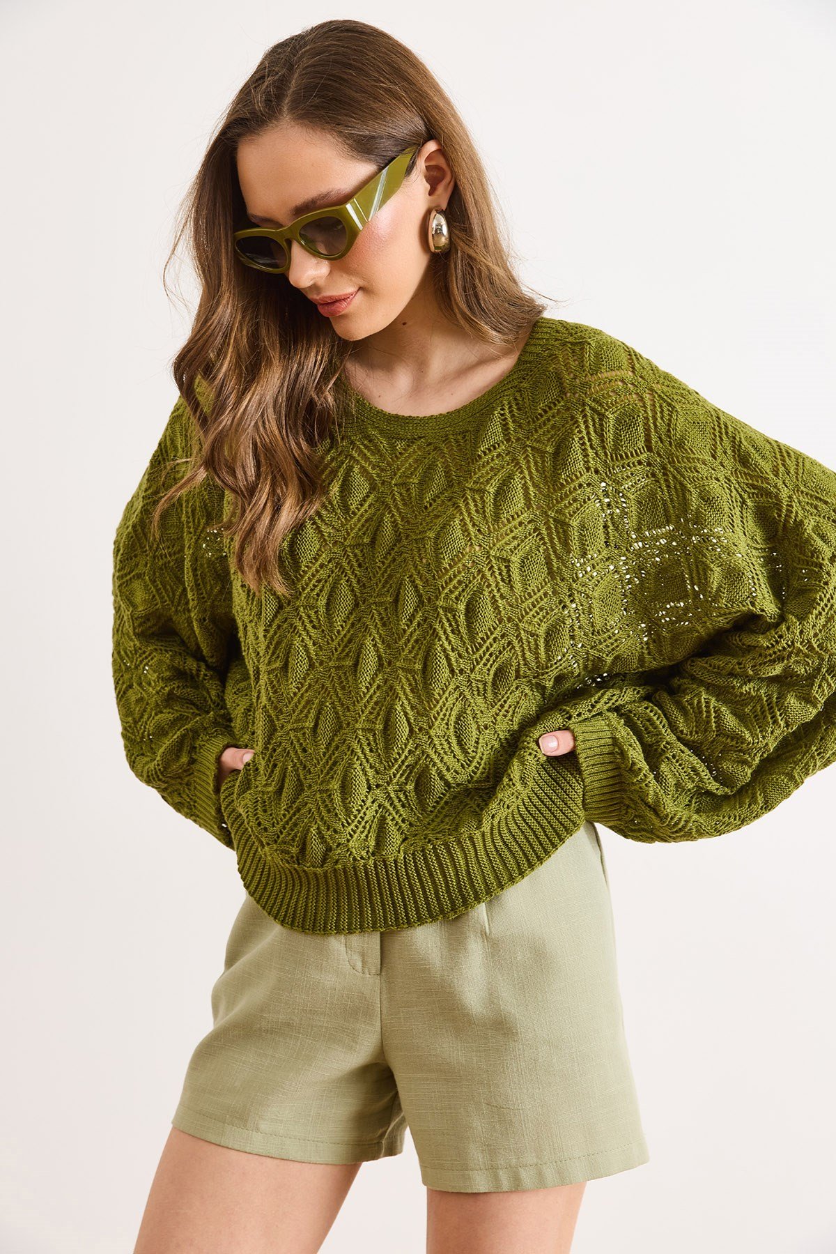 Geometrik Detaylı Loose Fit Mevsimlik Triko Bluz Yağ Yeşili