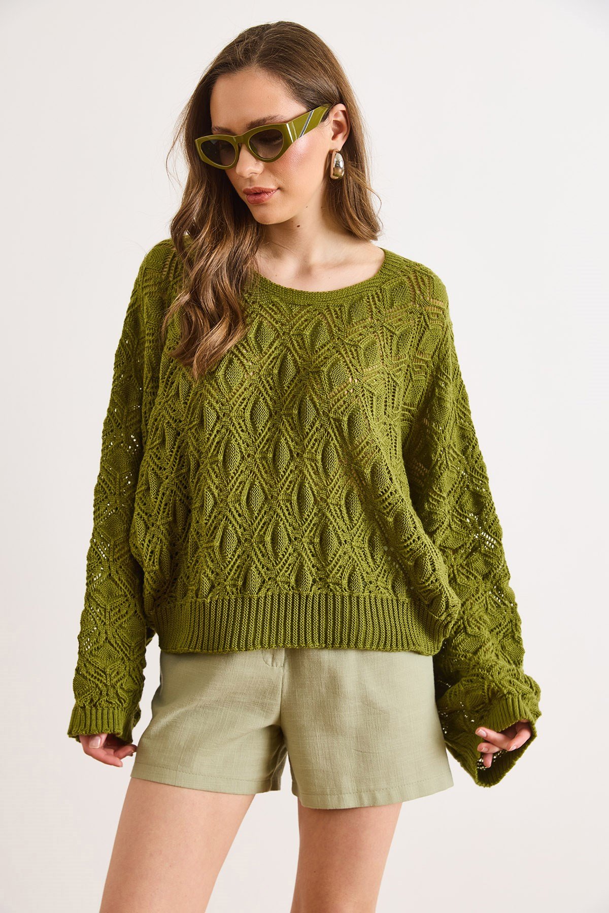 Geometrik Detaylı Loose Fit Mevsimlik Triko Bluz Yağ Yeşili