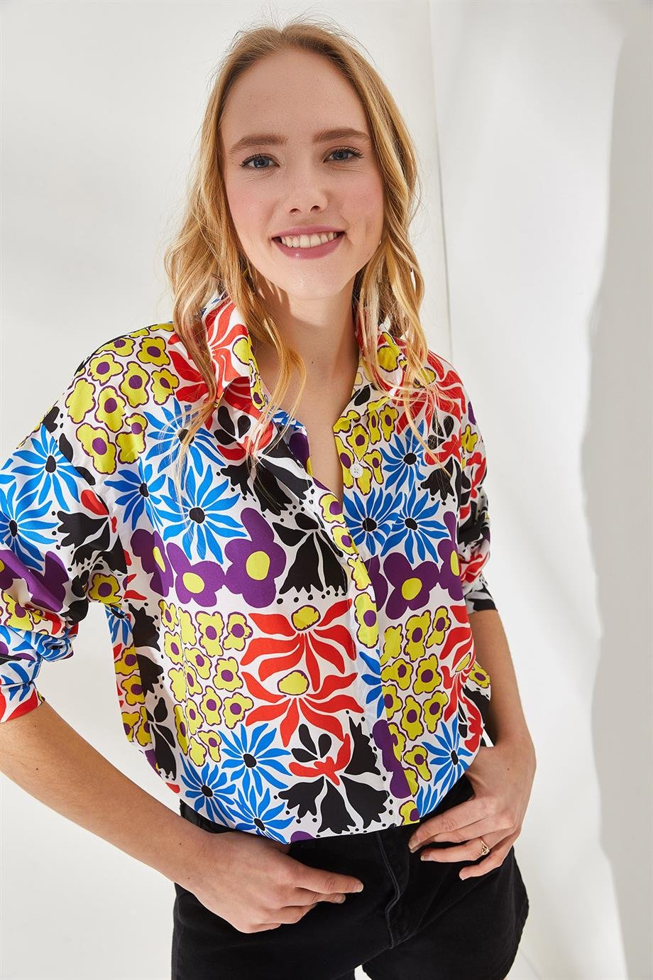 Gizli Patlı Oversize Krep Gömlek Patch Çok Renkli