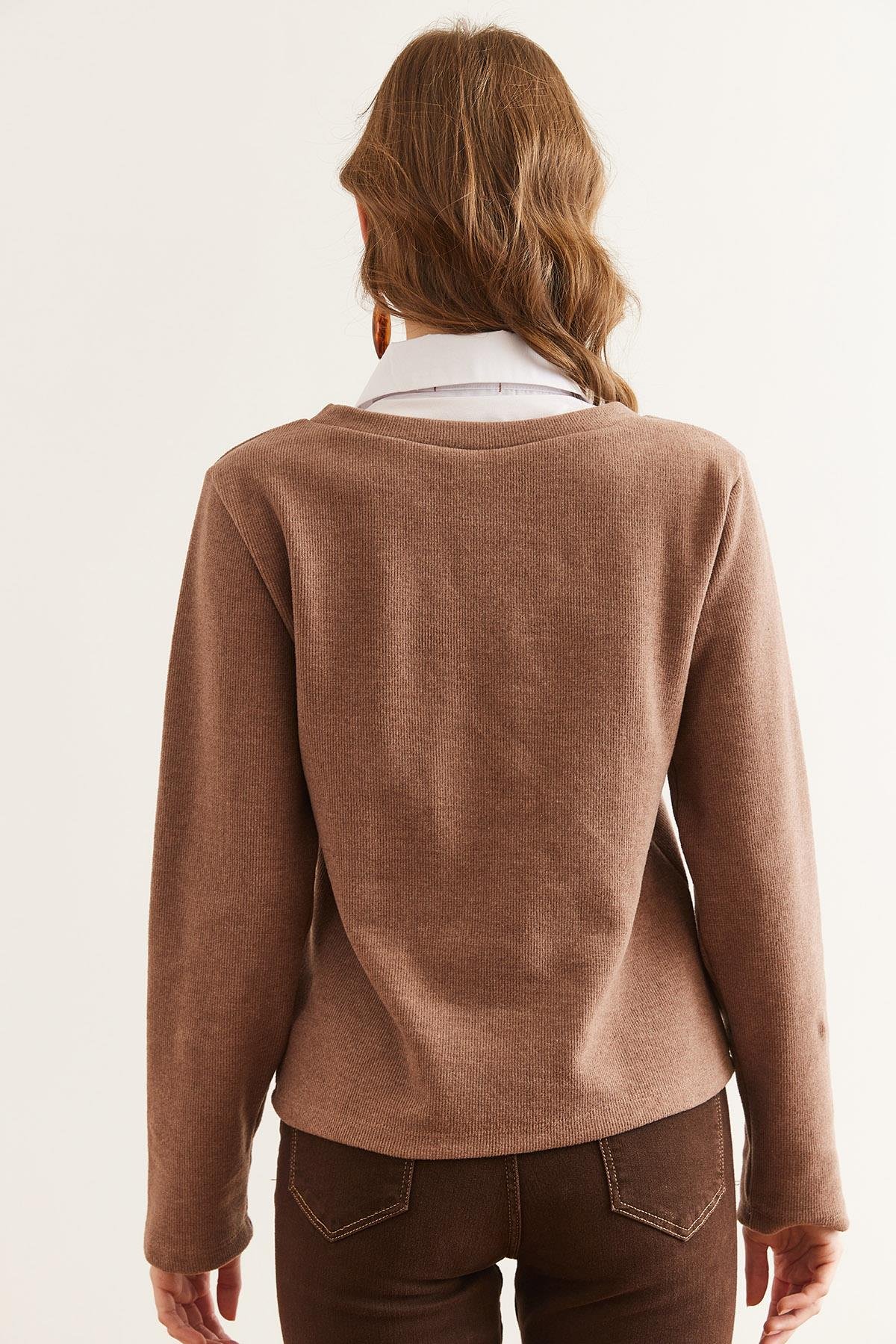 Gömlek Yaka Detaylı Selanik Bluz Camel