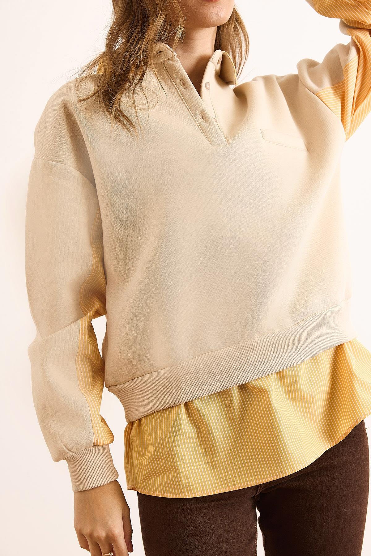 Gömlek Yaka Garnili Şardonlu Kalın Sweatshirt Bej