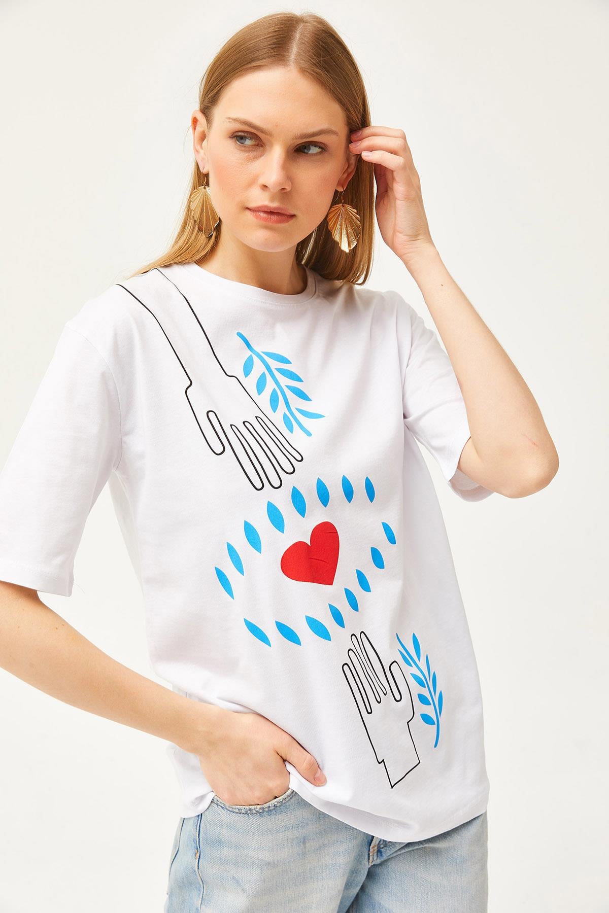 Hand Heart Baskılı Rahat Kalıp Tişört Ekru