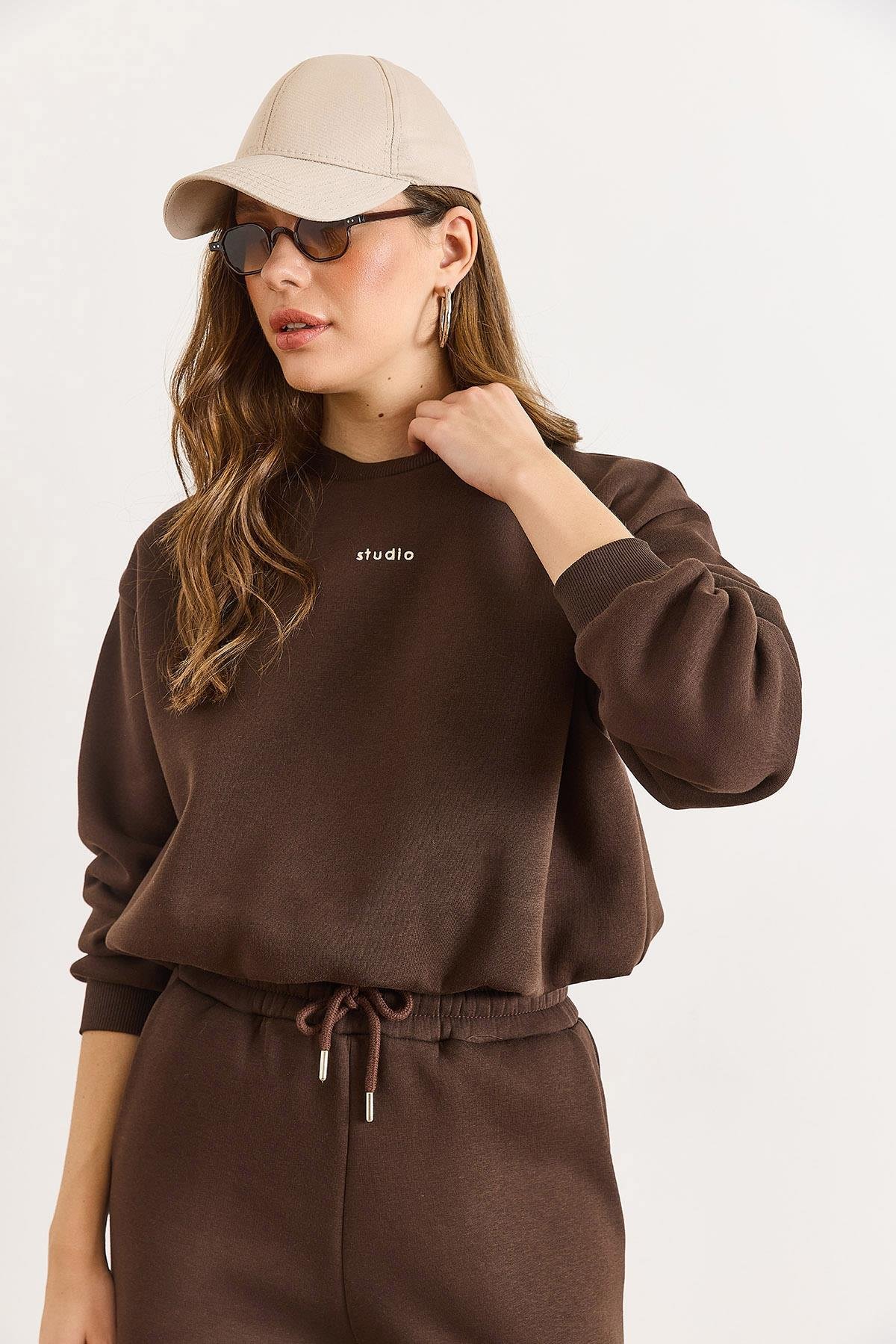 İçi Komple Astarlı Balon Crop Sweatshirt Kahverengi