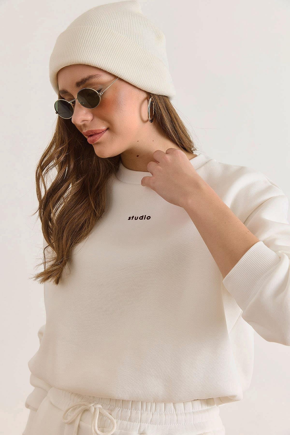 İçi Komple Astarlı Balon Crop Sweatshirt Ekru