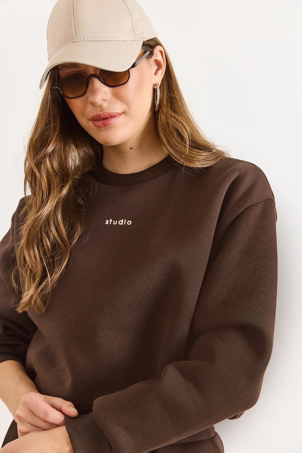 İçi Komple Astarlı Balon Crop Sweatshirt Kahverengi