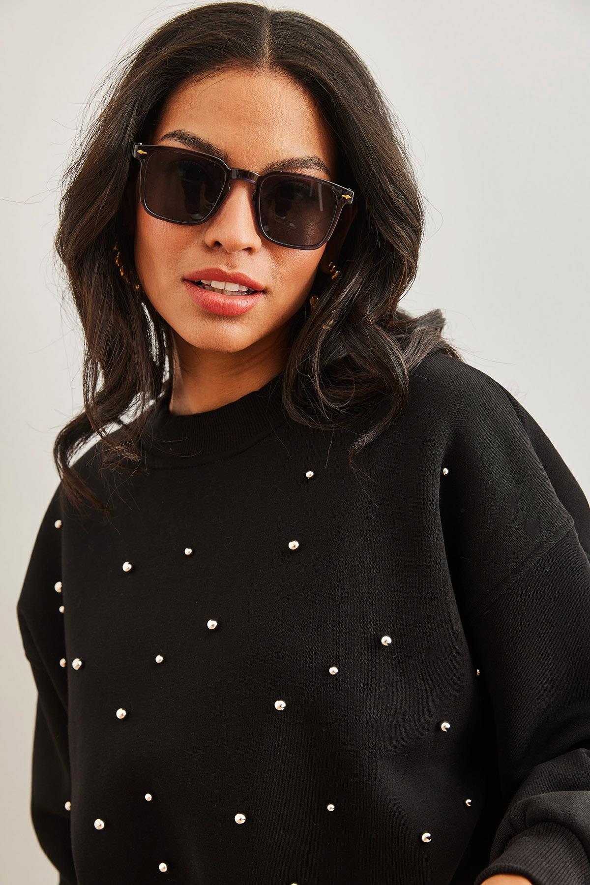 İnci Detaylı Şardonlu Crop Kalın Sweatshirt Siyah