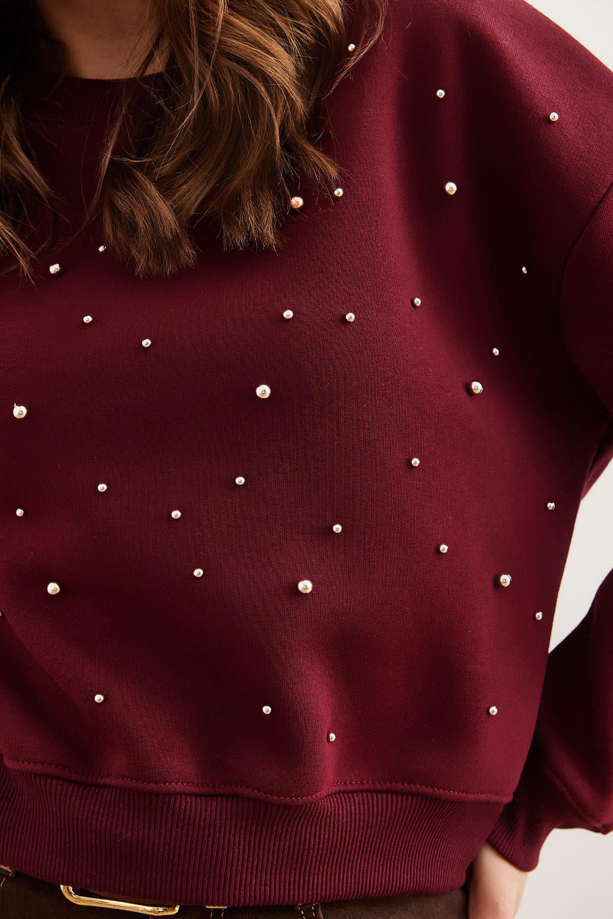 İnci Detaylı Şardonlu Crop Kalın Sweatshirt Bordo