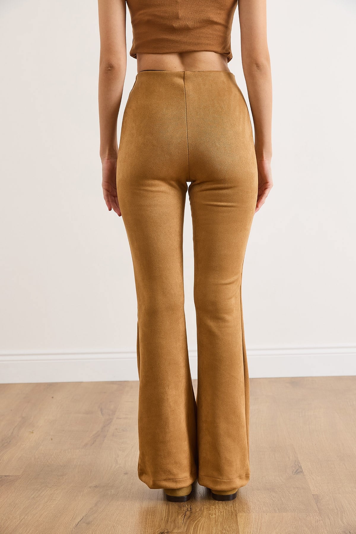 İspanyol Paça Likralı Süet Pantolon Camel