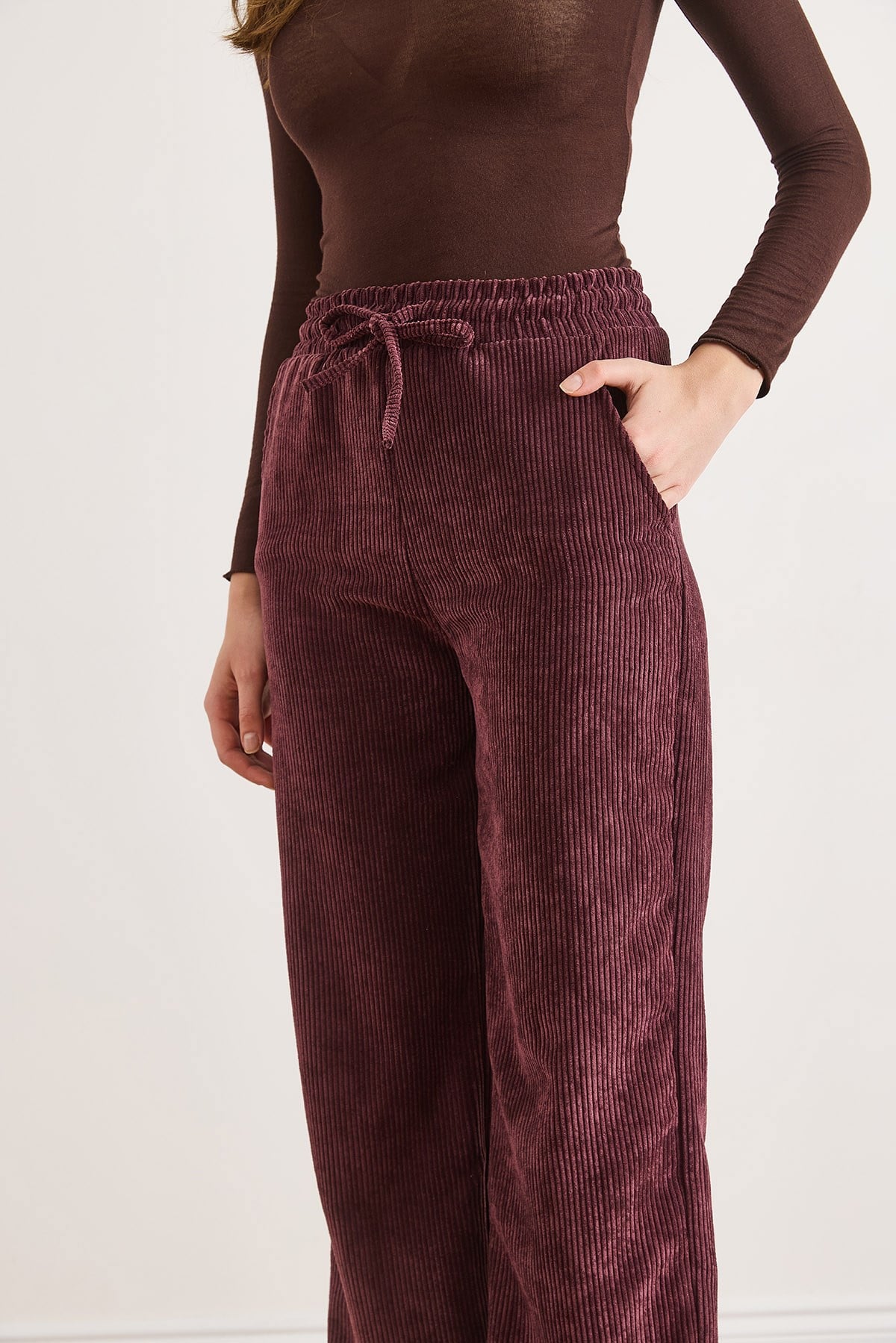 Kadife Cepli Beli Lastikli Kalın Fitilli  Wide Leg Pantolon Bordo