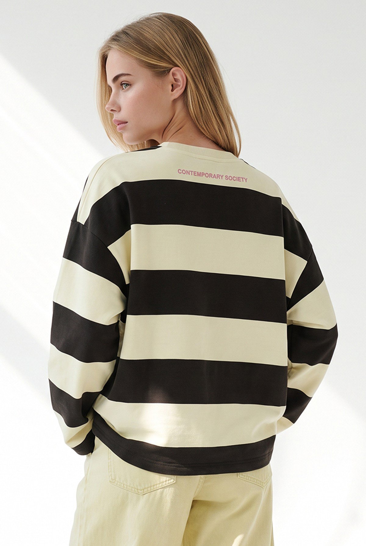 Kalın Çizgili Baskılı Kalın Şardonsuz Sweatshirt Kahve Sarı