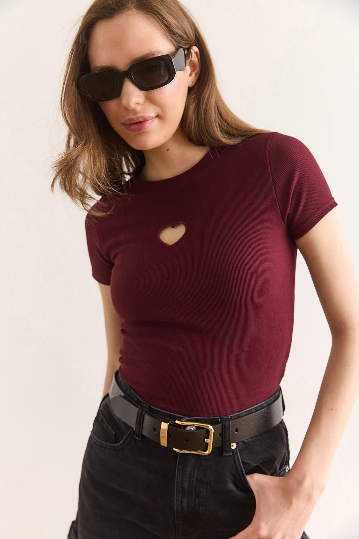 Kalp Dekolteli İnce Fitilli Crop Bluz Bordo