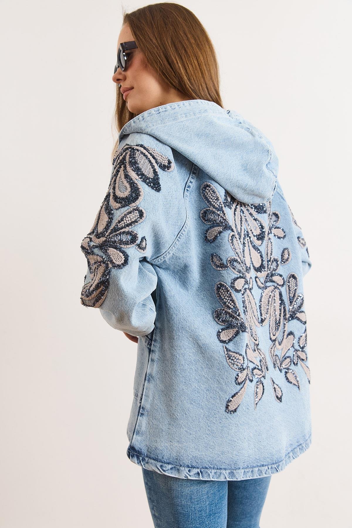 Kapüşonlu Cepli Sırtı Kolu Payetli Oversize Denim Ceket Açık Mavi
