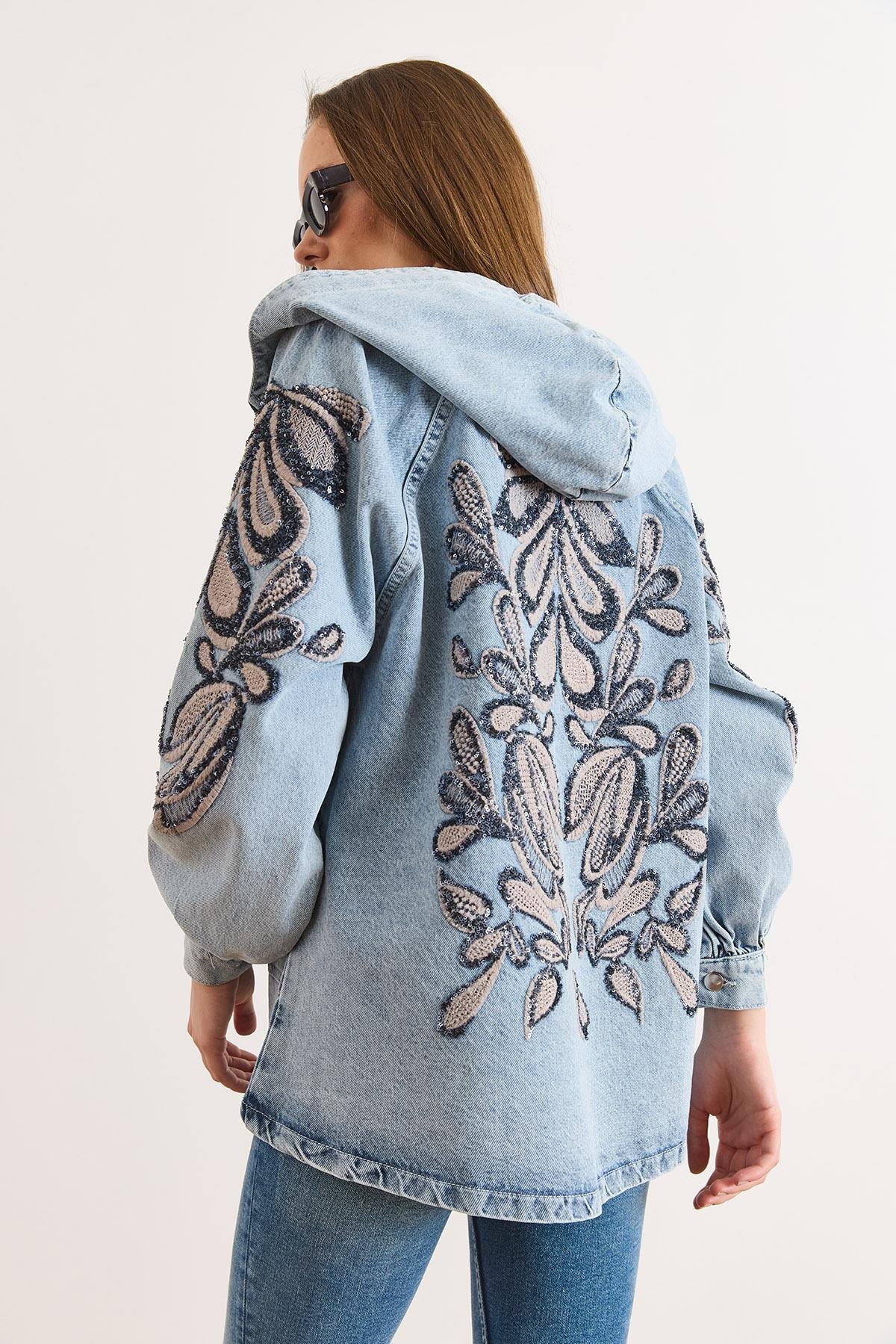 Kapüşonlu Cepli Sırtı Kolu Payetli Oversize Denim Ceket Açık Mavi