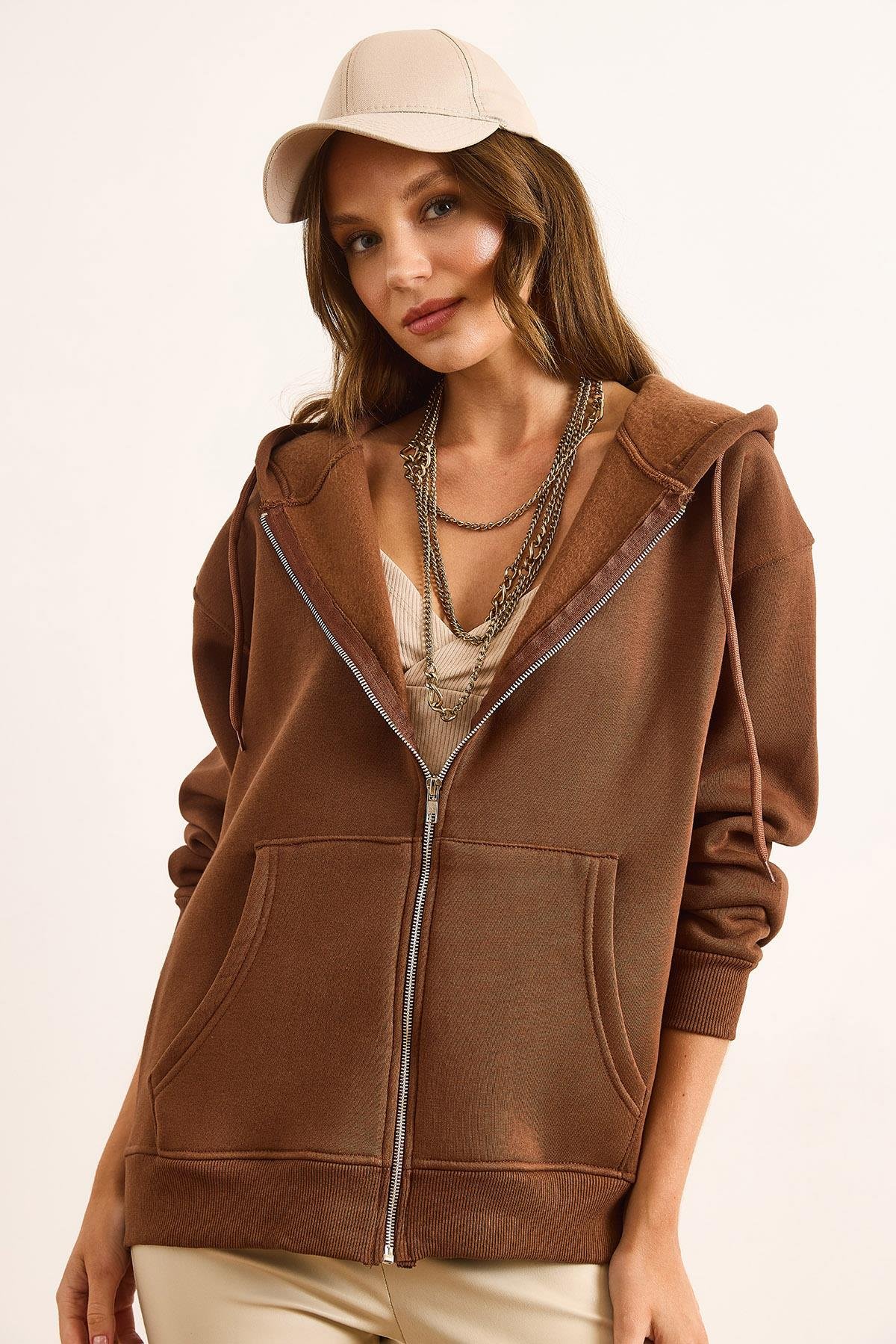 Kapüşonlu Fermuarlı Oversize Şardonlu Sweatshirt Kahverengi